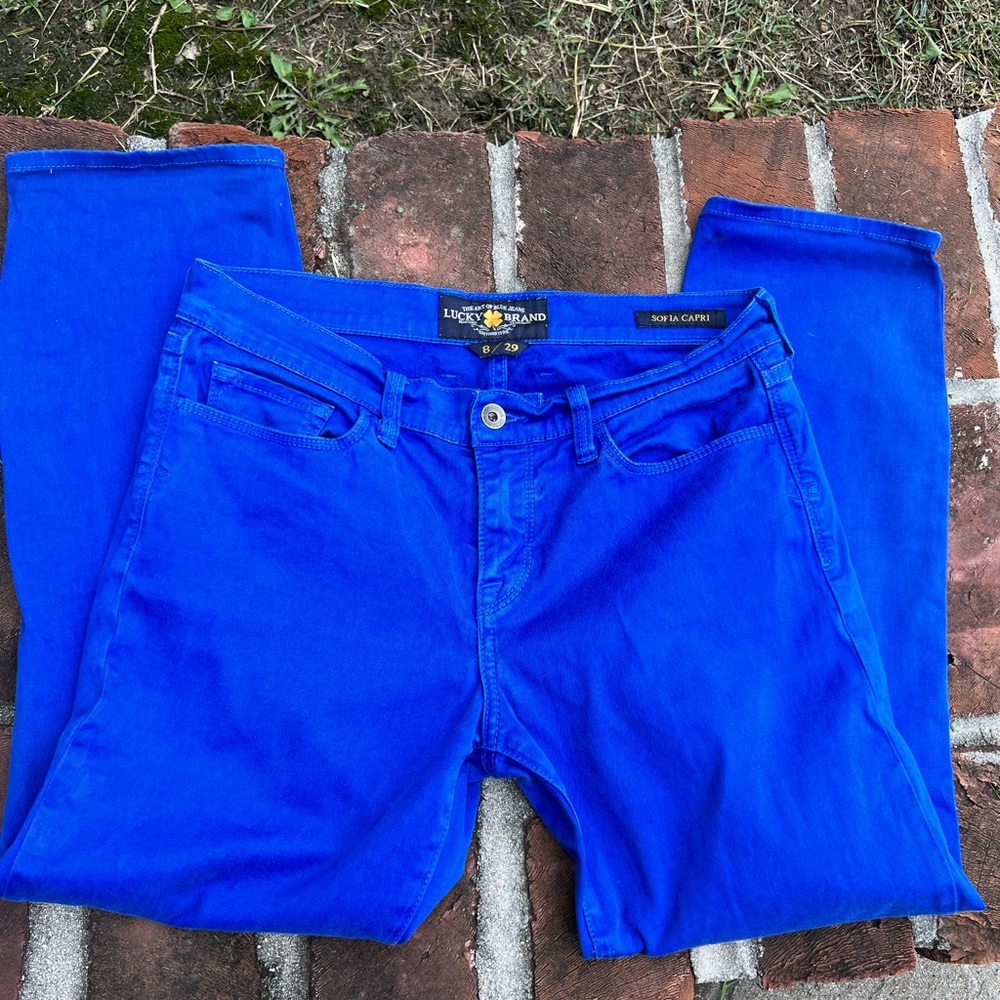 Lucky "SOFIA" Capri leg royal blue jeans size 8